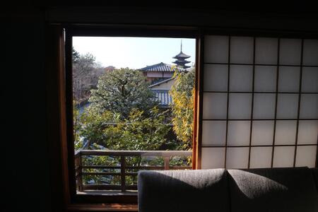 【HOTEL VMG RESORT KYOTO】宿泊ギフト券9,000円分｜京都 東山 分散型ホテル 京のまち全体がホテル ユニーク 人気