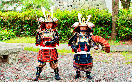 No.477 忍城SAMURAI体験【撮影付き】・ヴェールカフェでカフェタイム3名様