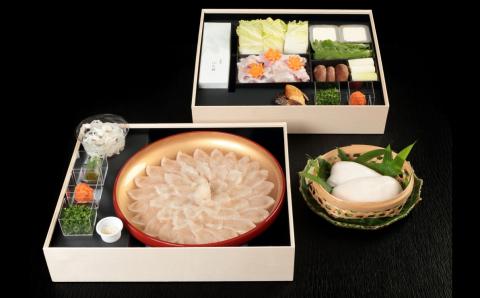 ミシュラン三ツ星獲得★★★料亭山田屋　【白子付】トラフグ刺しふぐ鍋セット（3人前）［冷蔵］