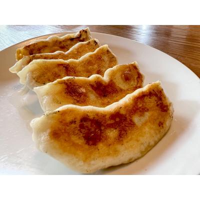 ふるさと納税 小樽市 あおぞら銭函3丁めの手作り餃子 3種と特製レアチーズケーキセット |  | 01