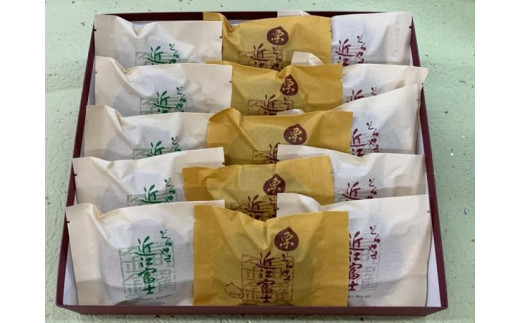 
                  どら焼き近江富士　3種詰合せ（15個入り）
                