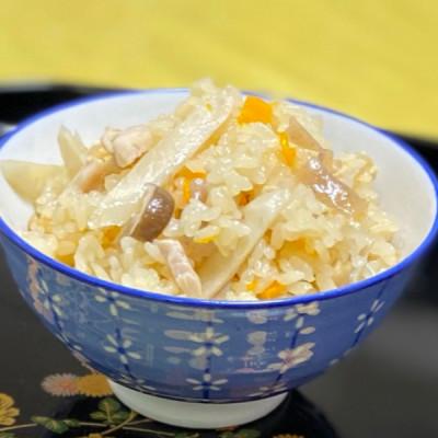 ふるさと納税 雲南市 【紅梅しょうゆ】創業190年以上続く醤油店の「炊込みご飯つゆ」150ml×3本 |  | 01