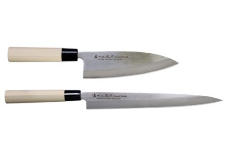 【濃州正宗作　ステンレス和包丁　出刃180ｍｍ＆刺身270mm】　70年以上の歴史ある工場がつくる伝統の和包丁H15-36