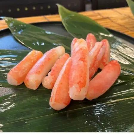【訳アリ】【数量限定】【小サイズ】ずわい蟹むき身　500g　調理に最適!【カット済】【配送不可地域：離島】【1735628】