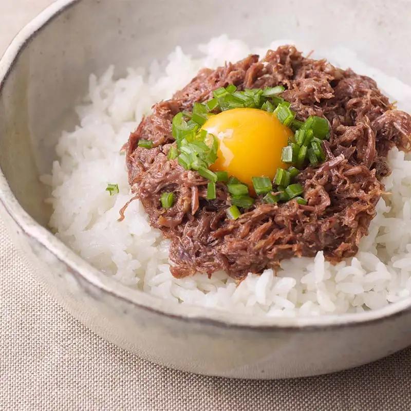 十勝ハーブ牛のコンビーフ白と黒3缶ギフト 北のハイグレード食品 肉 牛肉 缶詰 かんづめ 便利 おつまみ サンドウィッチ 備蓄 長期保存 ストック 保存食 非常食  F6S-428