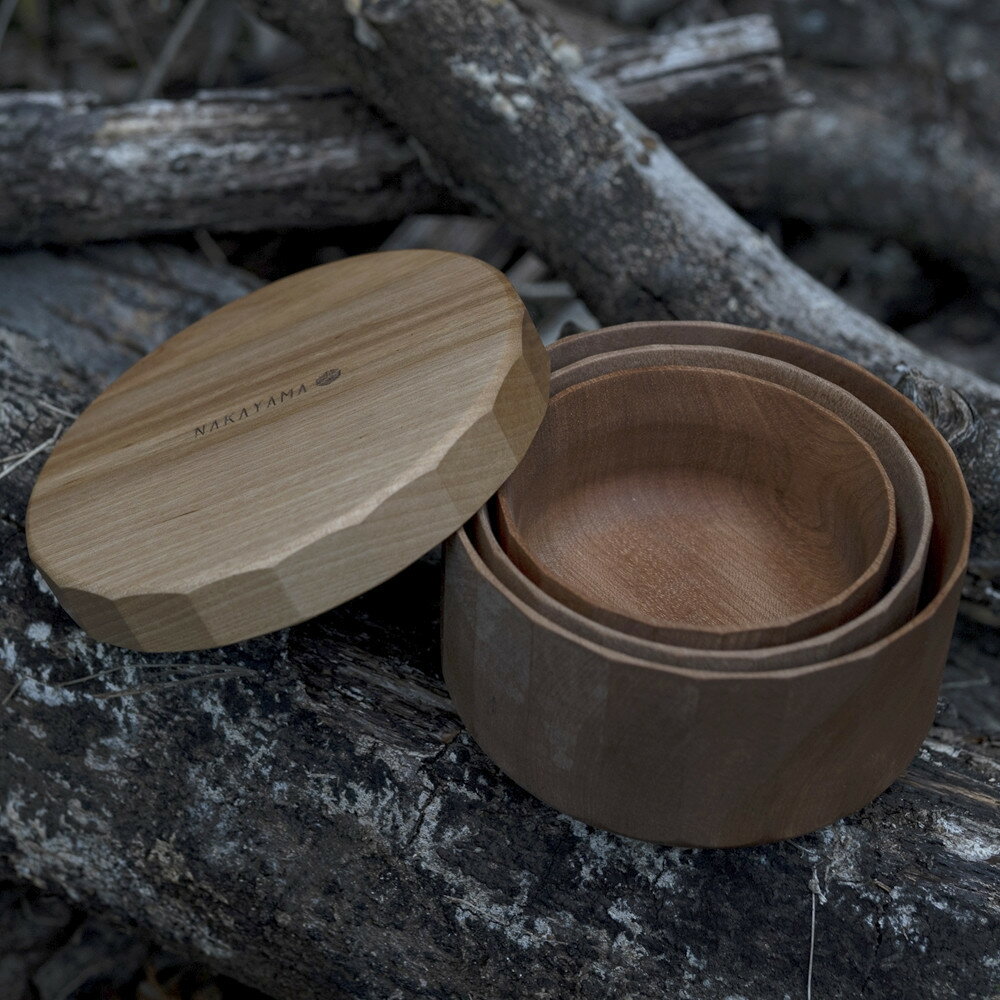 【ふるさと納税】アウトドア 木のカテラリー 器 皿 お椀 ボウル 蓋 収納袋付き 5点セット | キャンプ アウトドア 木製食器 Bergman シリーズ ナカヤマ木工