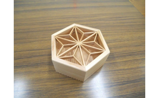 
            組子箱 小物入れ
          
