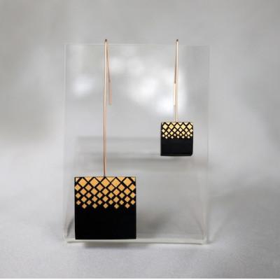 ふるさと納税 ふじみ野市 伝統技法　截金「KIRIKANE」アクセサリー　ピアス滴 “shitatari”