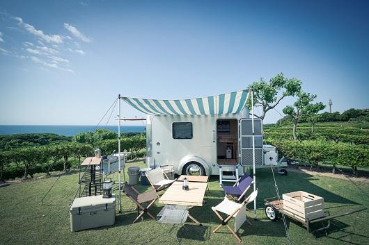 キャンピングトレーラー X-cabin300 スペシャル パッケージ  / ふるさと納税 車 アルミボディ 癒し オシャレ空間 キャンプ BBQ ピッツバーグ アウトドア スチール ワークス 送料無料 