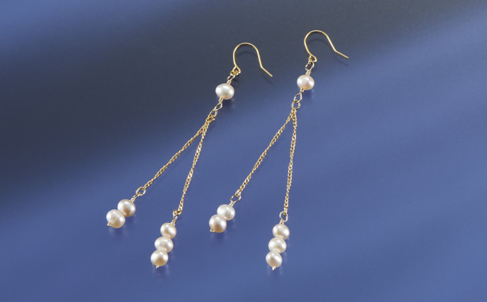 102506-2 K14GF金張りピアス「淡水パール」 272183_AF144