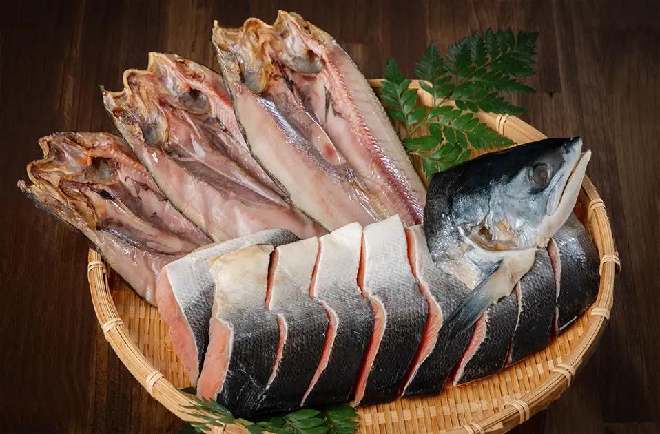 訳あり 焼き魚セット 約1.5kg 北海道 開きほっけ 鮭切身 開き お得セット_AH024