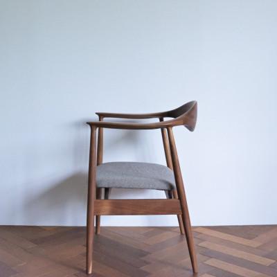 ふるさと納税 小野市 アームチェア ウォールナット　グレー |  | 03