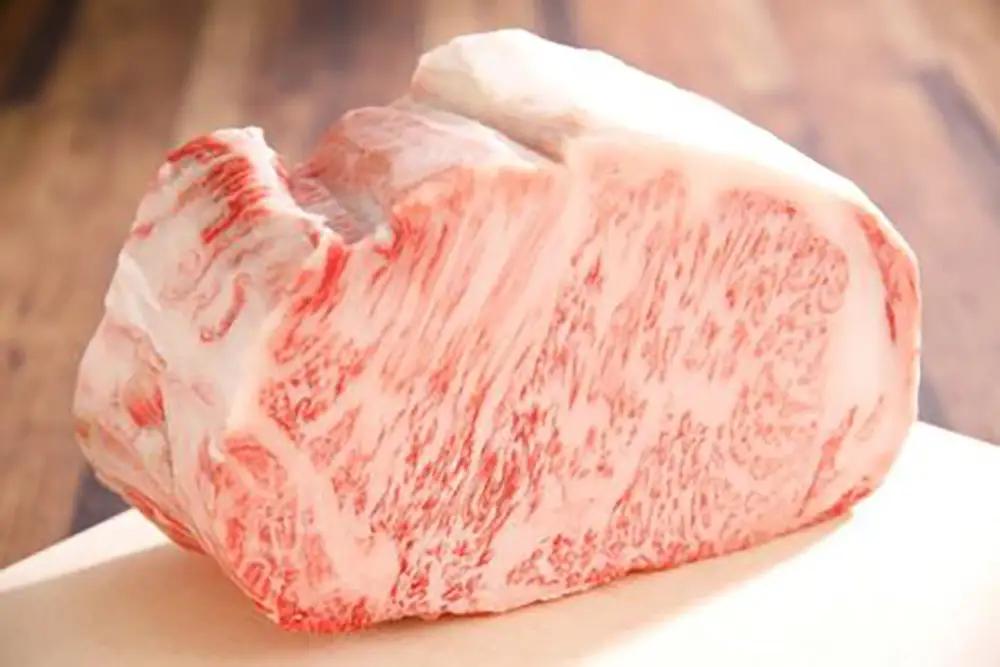 近江牛 豪快 ロース ブロック 2kg 5等級雌牛 総本家肉のあさの 【AE06W】 近江牛 ステーキ 焼肉