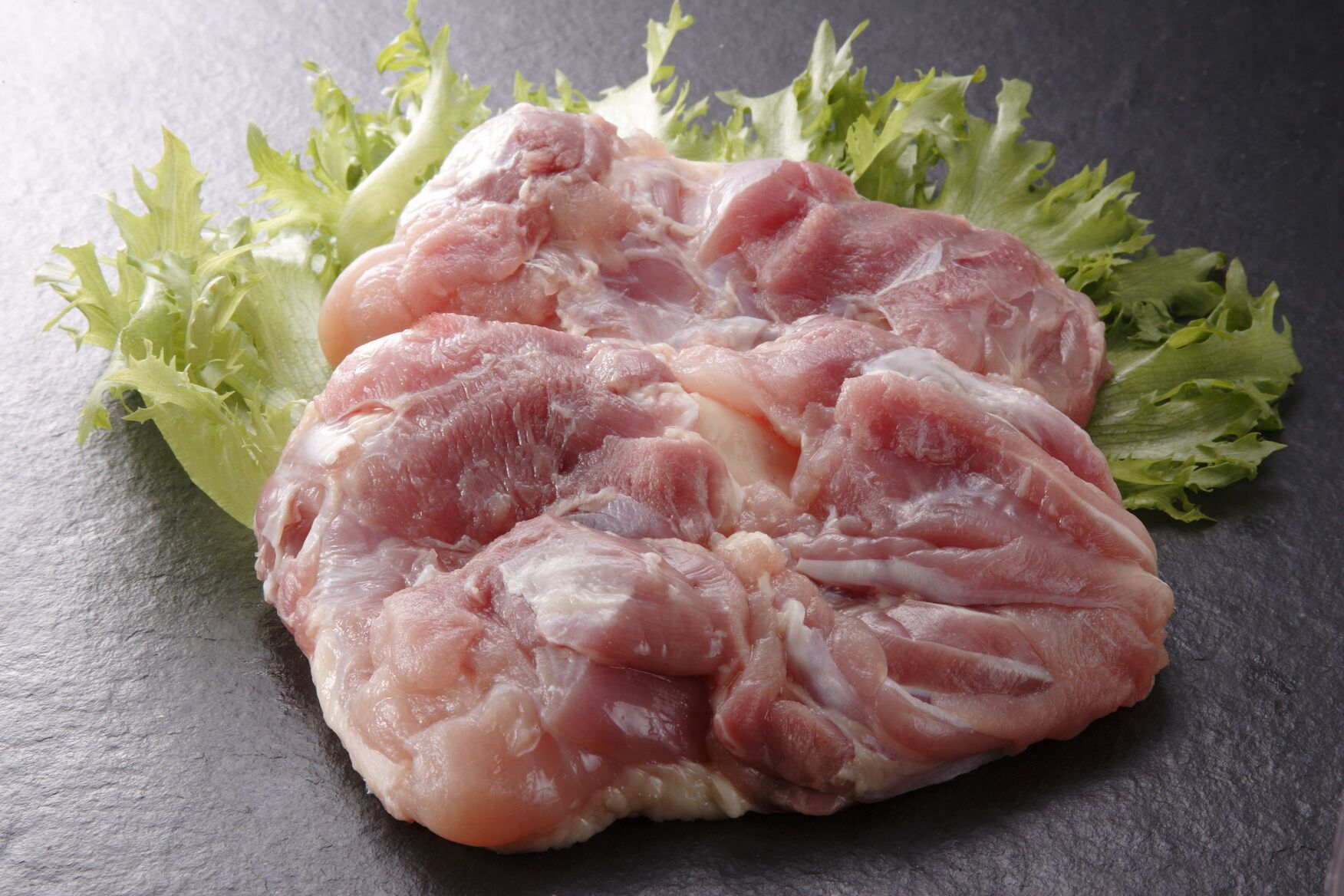 【ふるさと納税】みつせ鶏もも正肉 700g×2袋/肉 お肉 鶏肉 とり 鶏 とりにく もも とりもも 鳥 冷凍 もも肉 チキン ふるさと納税 佐賀 ブランド 佐賀県 国産 熟成 唐揚げ ギフト 贈り物 送料無料 贈答