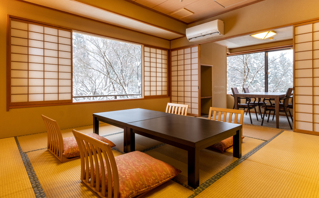 新鉛温泉 結びの宿 愛隣館  ペア宿泊券 お部屋食プラン (花かんむり/温泉露天風呂付客室) 【1195】