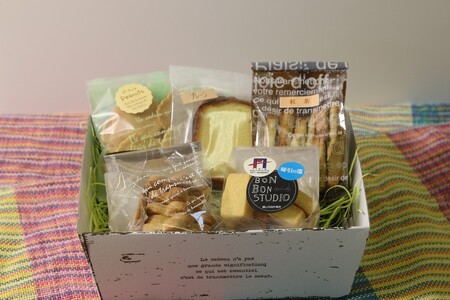 京丹後市焼菓子５種Aセット(塩クッキー、パウンドケーキチョコチップ、スティックビスケット、黒糖せんべい、焼き菓子（せんべい）