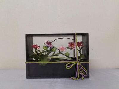 インテリアフラワー　BOX　なでしこ【らんまん 花 雑貨 造花 インテリア お祝い ギフト 贈答 人気 送料無料 高知市 】