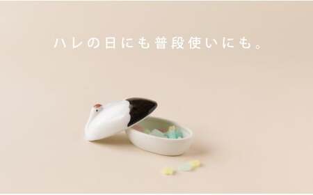 有田焼 鶴・亀 蓋物【SPECIAL THANKS】お正月 おせち 縁起物 昭和レトロ ボンボニエール 珍味入れ el006