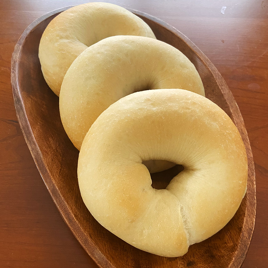 [ふわもちベーグル] 8種 18個セット (プレーン・黒糖・全粒粉・クミン・チョコ・ブルーベリークリームチーズ・おたのしみ)｜パン 冷凍 朝食 保存食 手作り もちもち 低カロリー 冷凍パン おやつ 