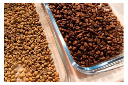 No.098-01 【豆】ウイスキーバレルエイジドとふんわりいちごの自家焙煎コーヒー詰め合わせセット