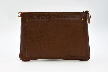 AX013-1　益子の革工房maharoのサコッシュ（M）ブラウン