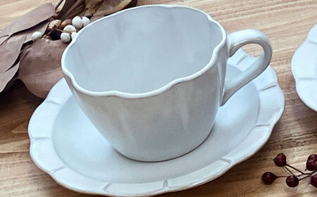 【瀬戸焼】 hana ティーカップ 2客4点セット 【株式会社まるたか水野コーポレーション】 / 食器 カップ ソーサー 皿 / 瀬戸市[BBBF023]