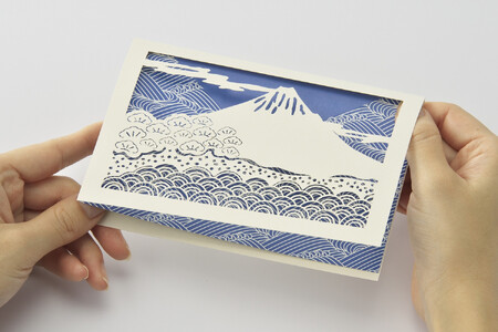 富士山と三保松原を贈る ヒノキのマグネット＆切り絵レターセット（5点入り）