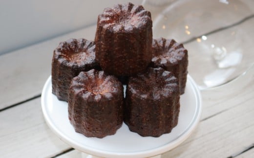 カヌレ ラージサイズカヌレ かぬれ 米粉 平飼い卵 グルテンフリー 洋菓子 焼き菓子 お菓子 おかし スイーツ すいーつ おやつ 美味しい 手作り ドルチェ デザート ギフト プレゼント 誕生日 ご褒