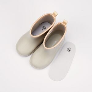 ワッペン付レインブーツ　Ｐｏｍｐｏｎ'sハリネズミ　15cm 5-099