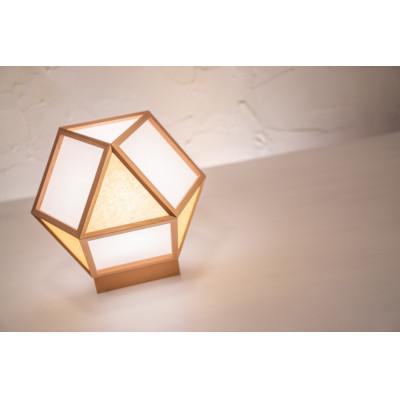 ふるさと納税 中野区 【国産杉】スタンドライト『的 mato』 白×山吹　A522-E |  | 02