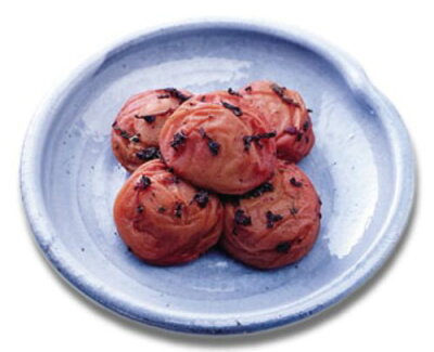 AB7076n_《紀州南高梅》しそかつお梅干し（はちみつ入り）700g〔化粧箱入り〕