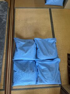 竹炭 床下調湿用 0.5畳用 4袋(1袋竹炭 10L)｜竹炭 消臭 調湿 ポーラス竹炭 タンスの中 匂い取り 湿気対策 [0608]