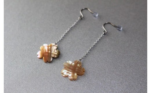 【桜】ピアス：アワビ