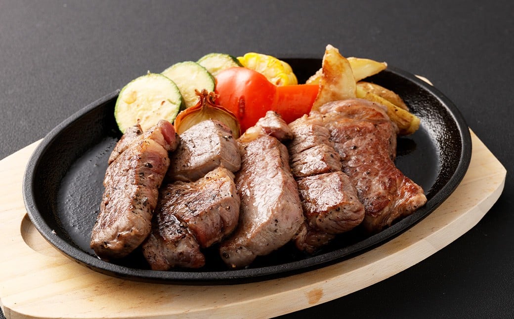 
            【訳あり】 厚切り 牛ザブトン （肩ロース） ステーキ 500g×2パック 計：1.0kg ／ 牛肉 お肉 肉 霜降り 特製塩ダレ 熊本県 水上村 冷凍
          