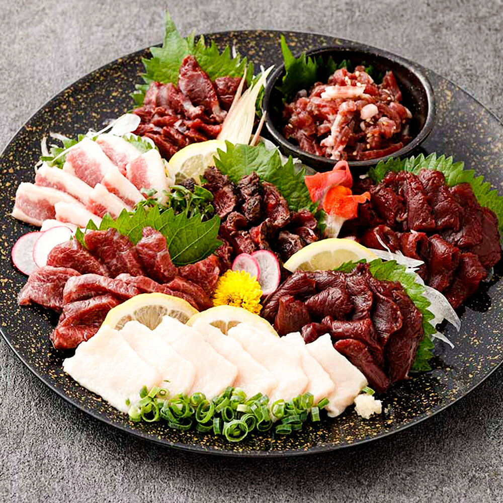 【ふるさと納税】贅沢馬刺し6種 約400gセット（専用醤油付） 計約400g（約50g×8） 上赤身 霜降り フタエゴ たてがみ 馬たたき ユッケ 馬刺し 馬刺 馬肉 お肉 醤油 しょうゆ セット 詰合せ 詰合せ ご飯のお供 ごはんのお供 おつまみ お酒のお供 熊本県 熊本市 送料無料