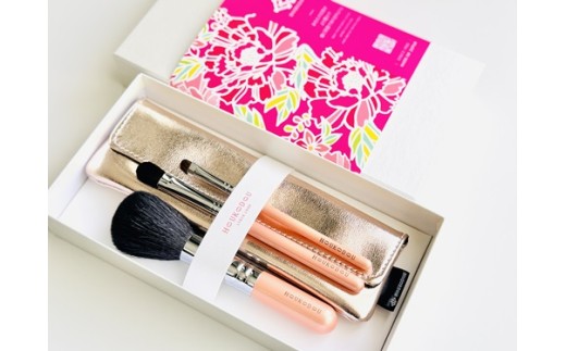 熊野化粧筆　萌人気ブラシ3本＆ケース