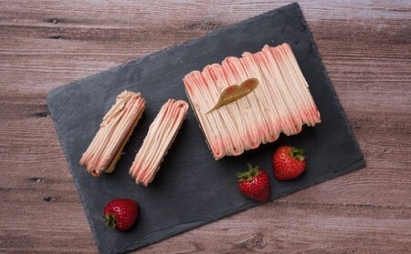 2026年2月発送　ケーキ Strawberry Fields 福岡産 あまおう 苺 モンブランケーキ 配送不可 離島 お菓子 スイーツ 苺のモンブラン デザート おやつ ティータイム 
