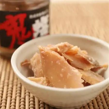 ＜北海道産＞熟成した 秋鮭のみを使用した 鮭フレーク 鬼塩 100g×5個_焼鮭の 秋鮭 秋サケ 手ほぐし フレーク 冷凍 国産 小分け 調理済み 一人暮らし セット おかず 冷凍 定期便 魚介類 海