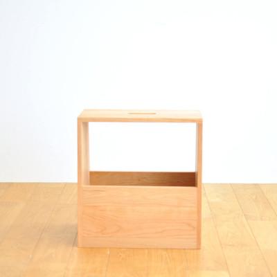 ふるさと納税 府中市 府中市の家具　スツールにもなる収納ラック　チェリー材