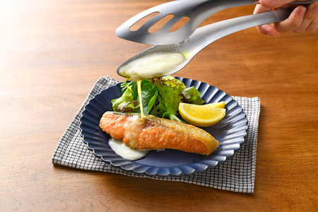 LS1568 ソースもすくえるガッシリトング