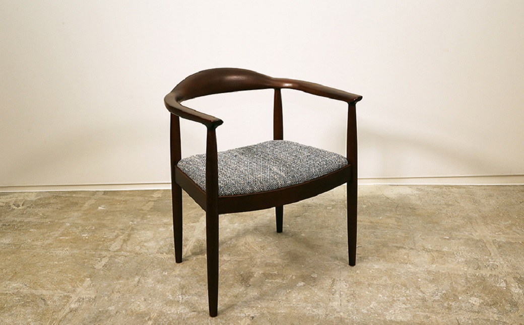 アームチェア【張地・塗装色選択可】北海道産エルム材