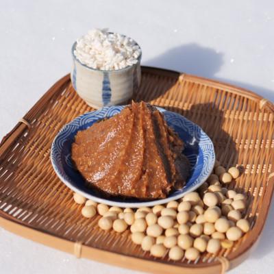 ふるさと納税 岩泉町 岩泉みそ〔並・特 食べ比べ〕900g×2パック 18ヶ月長期熟成 天然醸造 無添加味噌 発酵生味噌 |  | 01