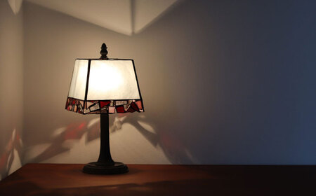 ステンドグラスのテーブルランプ パーティ ベリー【1286548】