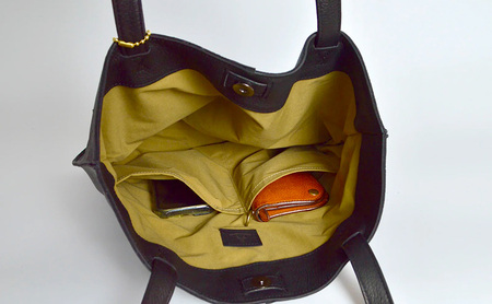 Groover Leather トートバッグ 信州鹿革 DTB-100 ファッション かばん 小物 アイテム 普段使い シンプル 軽い 柔らかい 合わせやすい 地産地消 革のカシミア しなやか 丈夫 