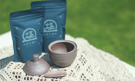 どんぐり の 塩壷 と 塩さじ セット （ 天日海塩 土佐 の塩丸（青丸）2袋付き）［1617］