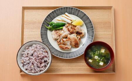まごはやさしいこ　冷凍食品　糀漬けした鶏トロと魚介6パックMIXセット  石川 金沢 加賀百万石 加賀 百万石 北陸 北陸復興 北陸支援