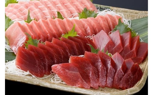 大間まぐろ（中トロ２サク）２００ｇ相当×２（冷凍）