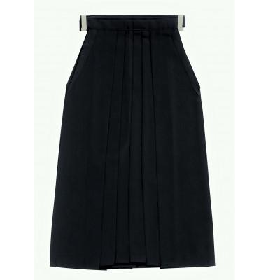 ふるさと納税 田原本町 テトレックス弓道女子馬乗袴　黒色　23号(前紐下から裾まで約87センチ) |  | 01