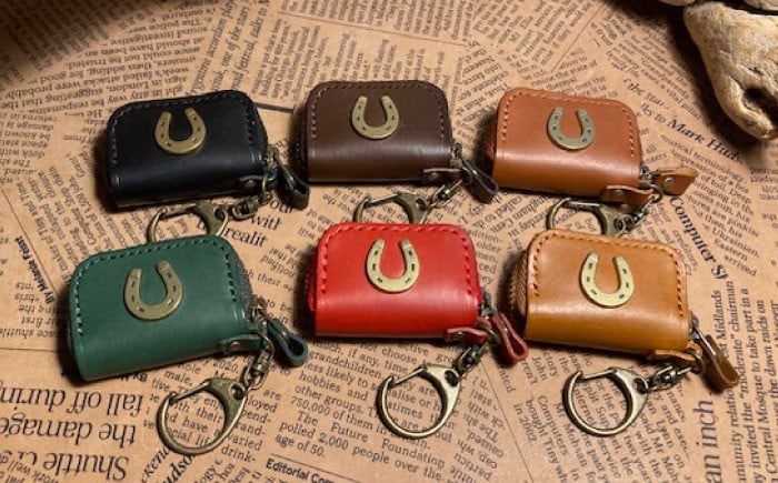 
蹄鉄付きミニミニコインケース
