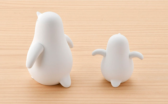 【波佐見焼】 置物 ・ペンギン大小（無釉・つや無し） インテリア 陶器 雑貨 【アトリエやま】 [RE08]